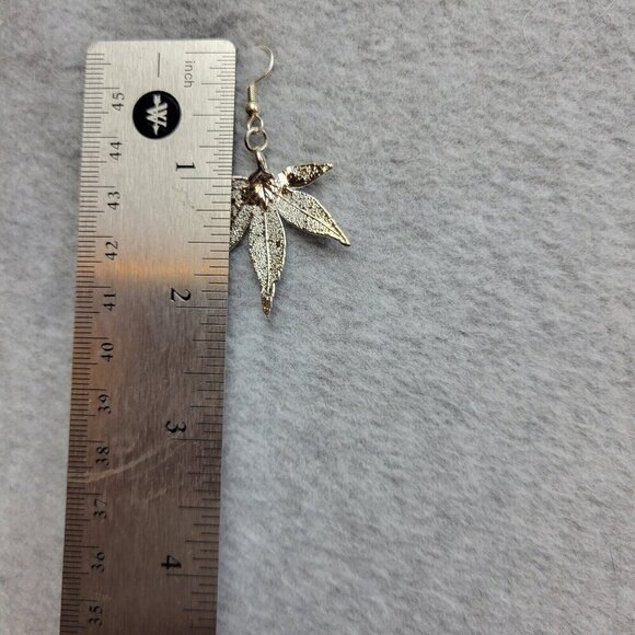 Silver Tone Leaf Earrings Natures Jewelry Japanese Maple Fish Hook Style Unique - Picture 5 of 8